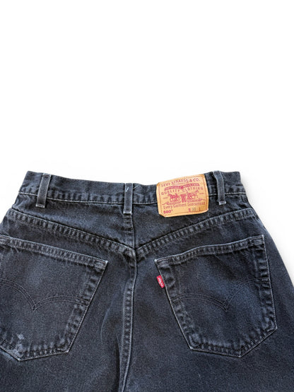 (30W) Vintage Levi 560 Black Jean Shorts