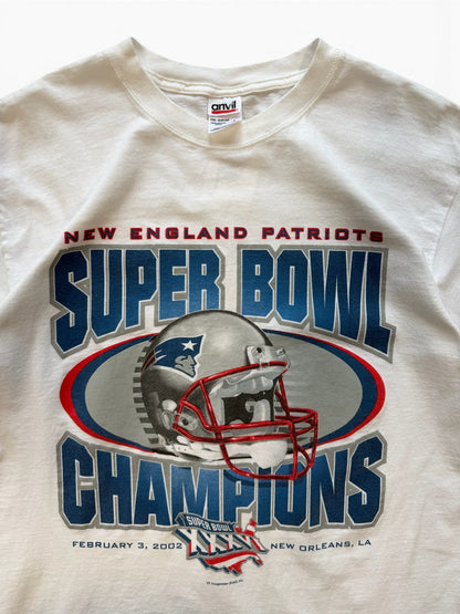 (L) Vintage 2002 Patriots Super Bowl Champions T-Shirt