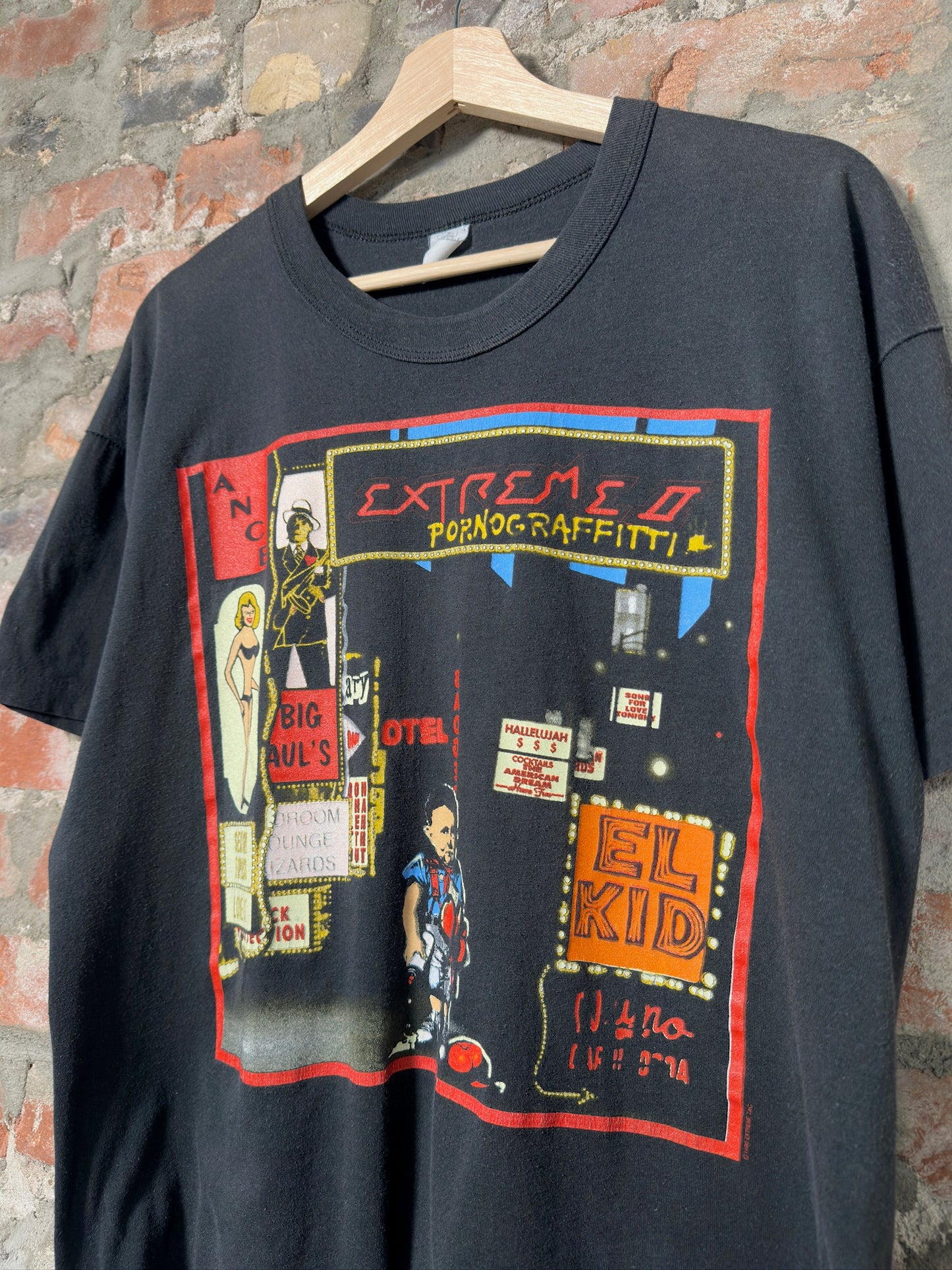 1990 Extremo Pornograffitti Cropped T-Shirt Sz L