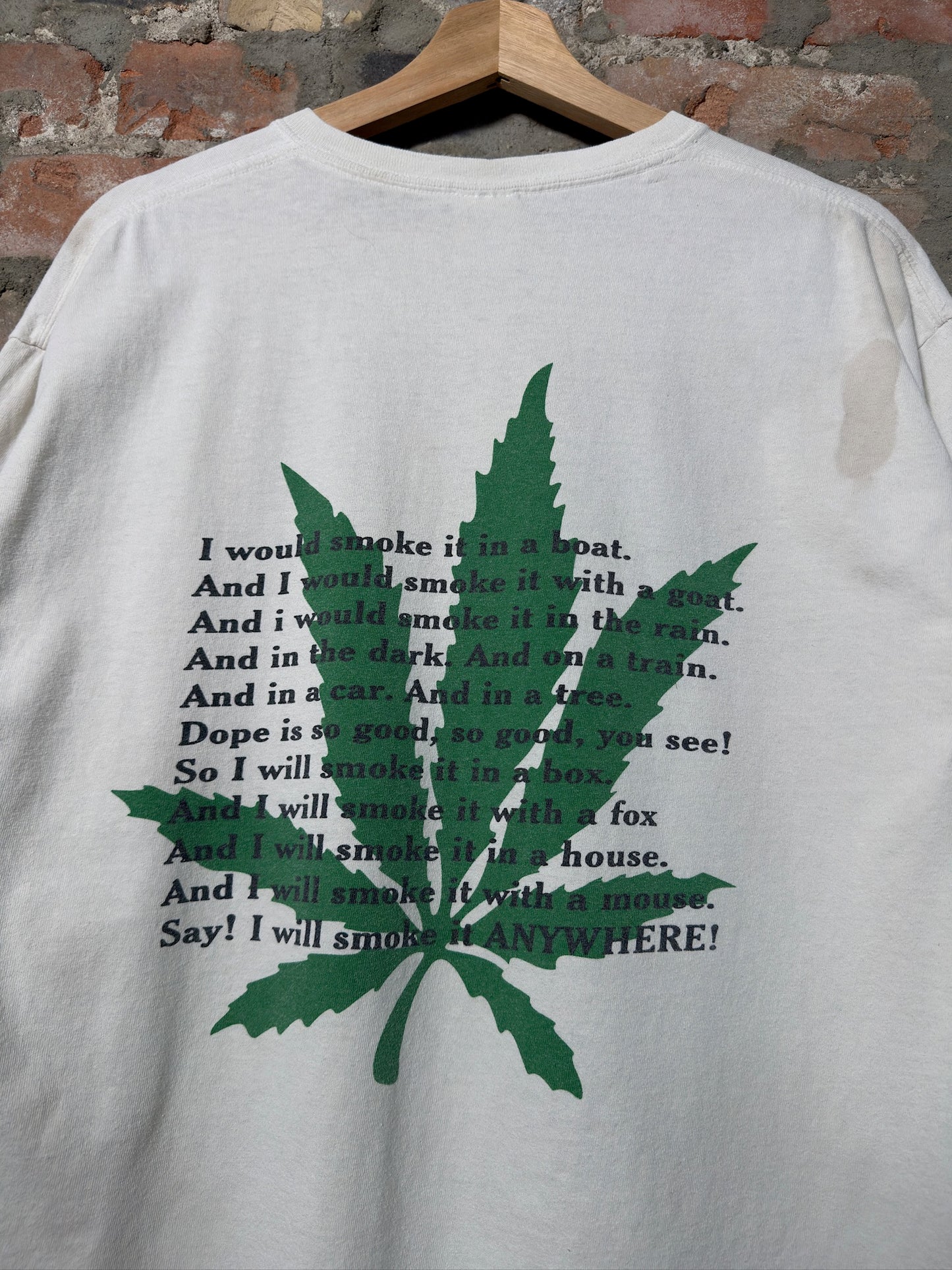 00s Cat In The Hat Weed T-Shirt Sz L