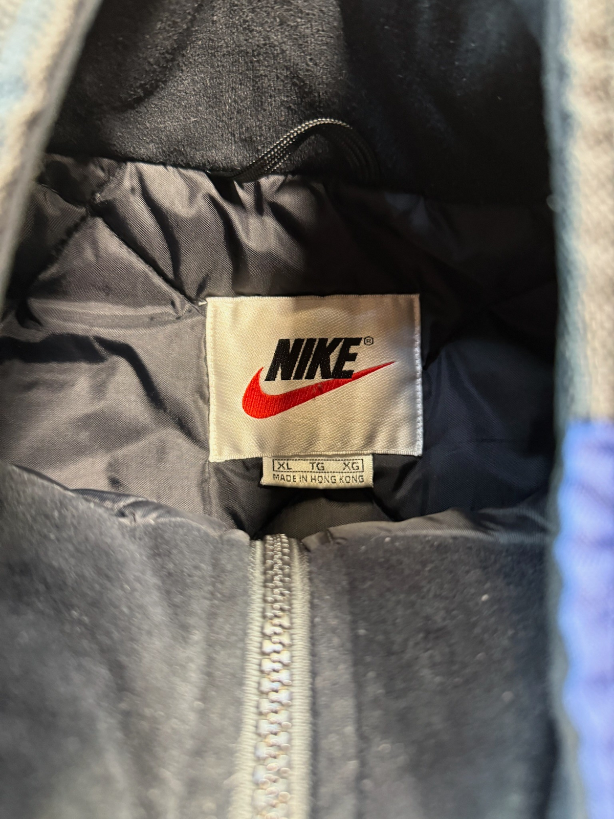 (XL) Vintage 90s Nike Navy Puffer Jacket