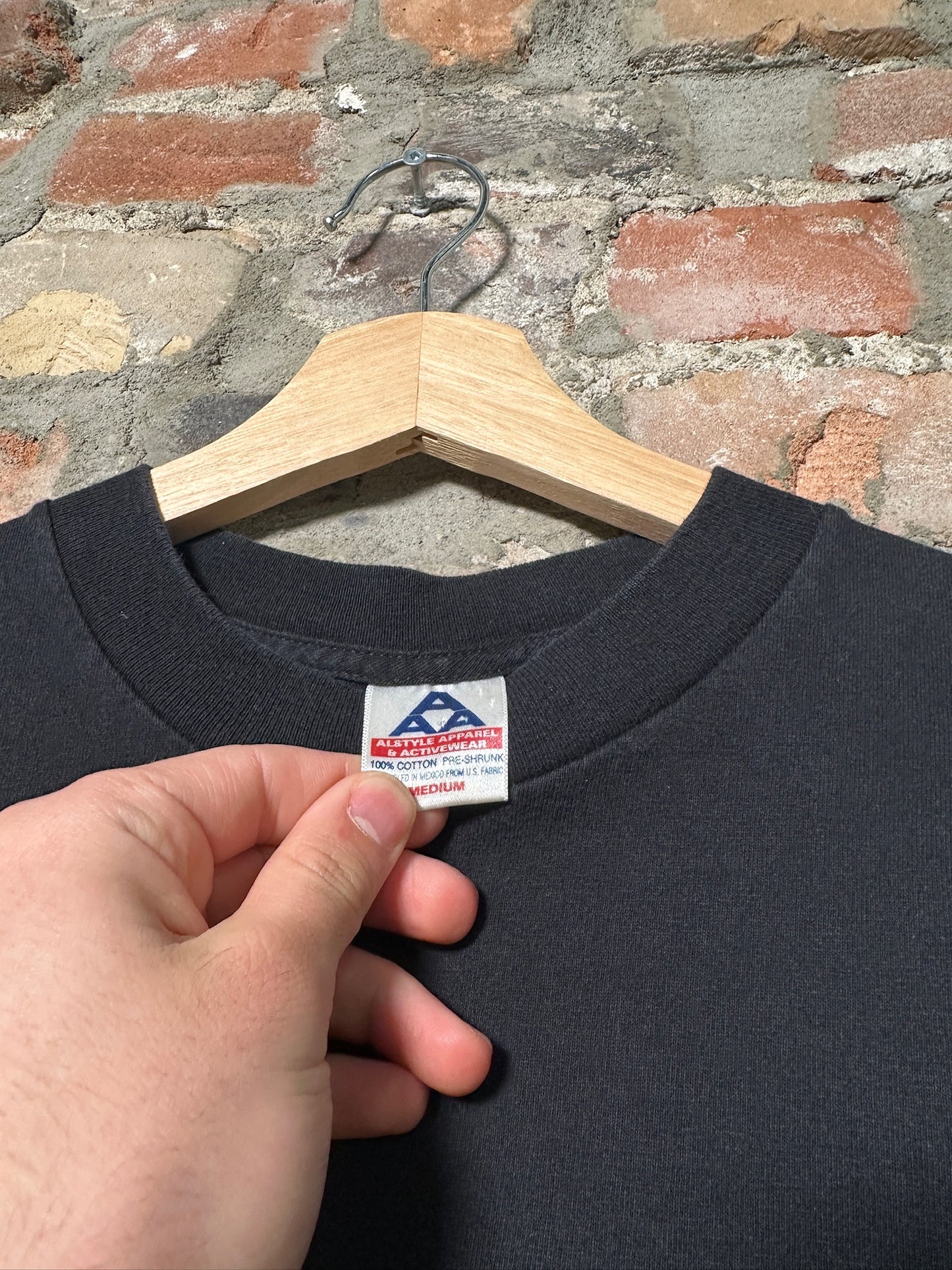 98" Elvis Guitar T-Shirt Sz M