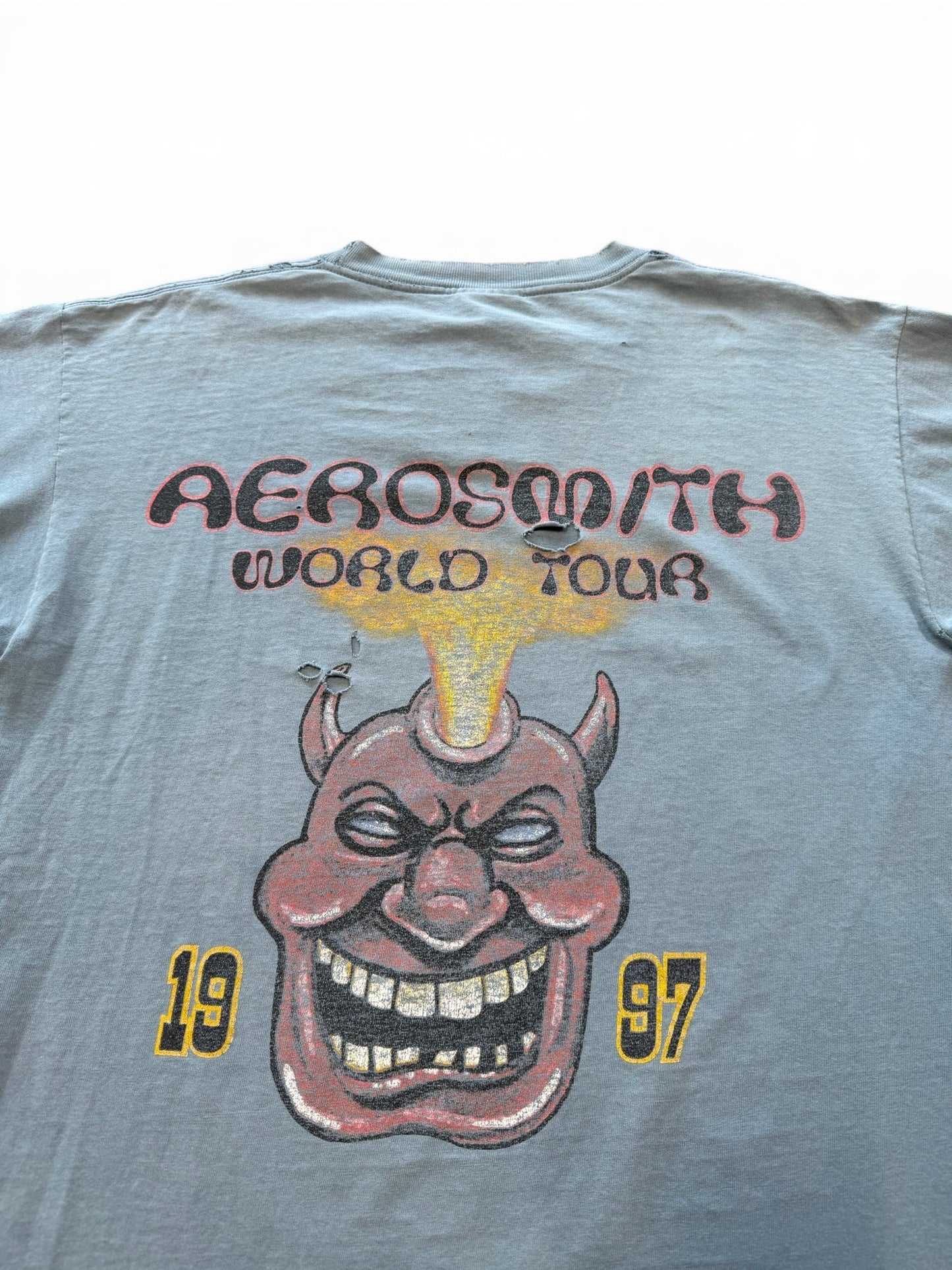 (L) Vintage 1997 Aerosmith Nine Lives Distressed Tour Tee