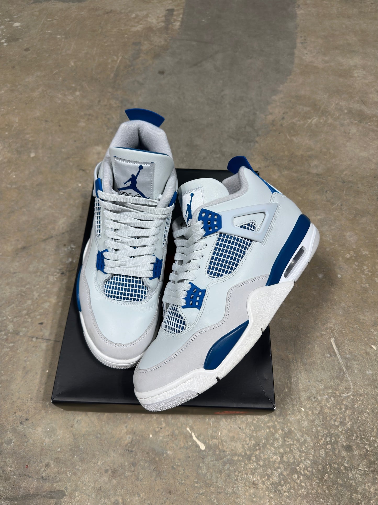 Jordan 4 Military Blue Sz 10.5