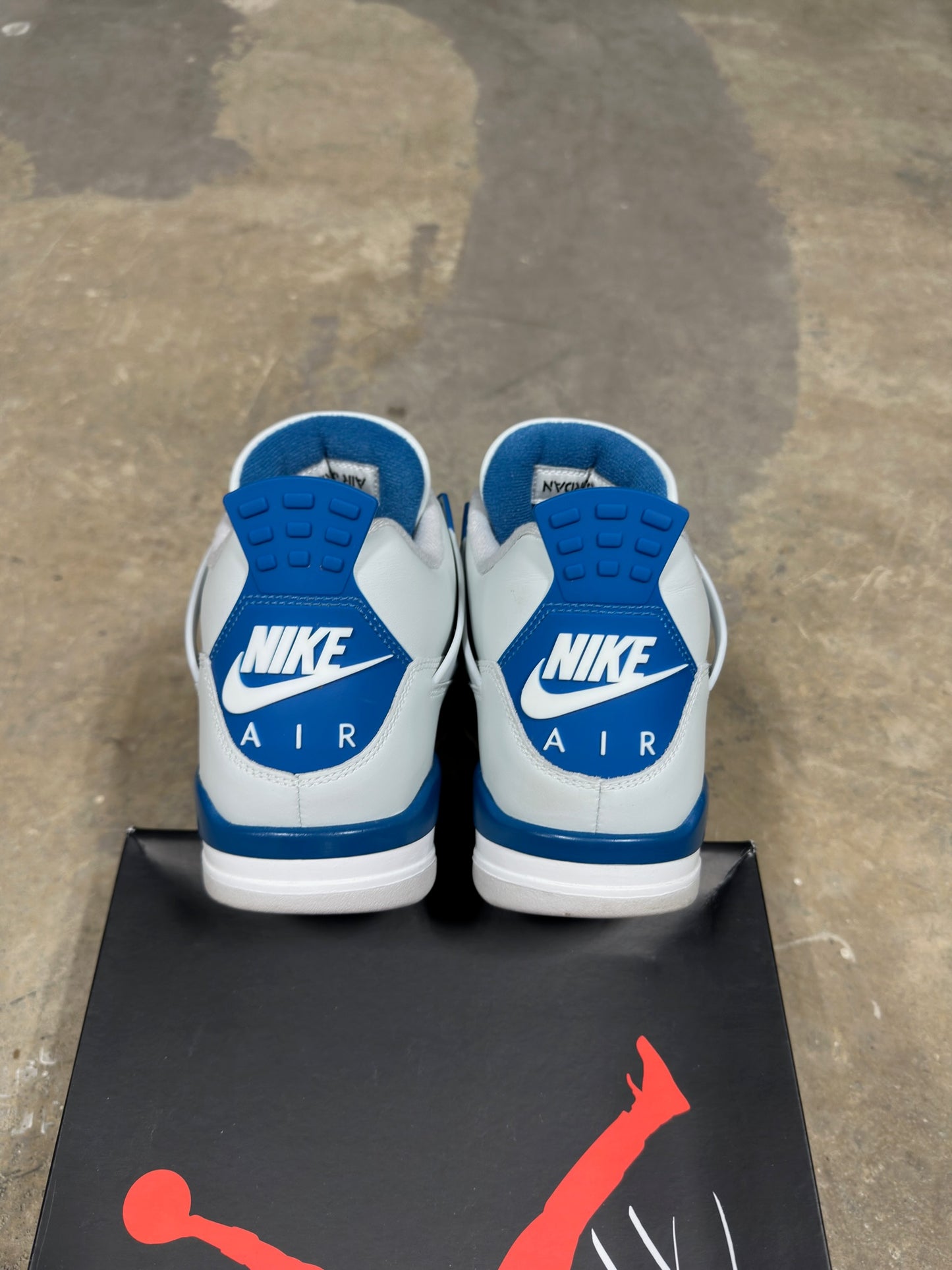 Jordan 4 Military Blue Sz 10.5