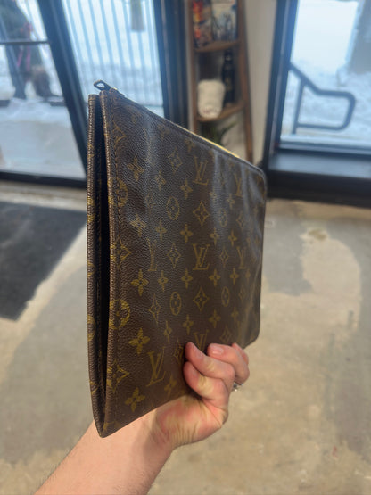 Louis Vuitton Monogram Canvas Etui Voyage