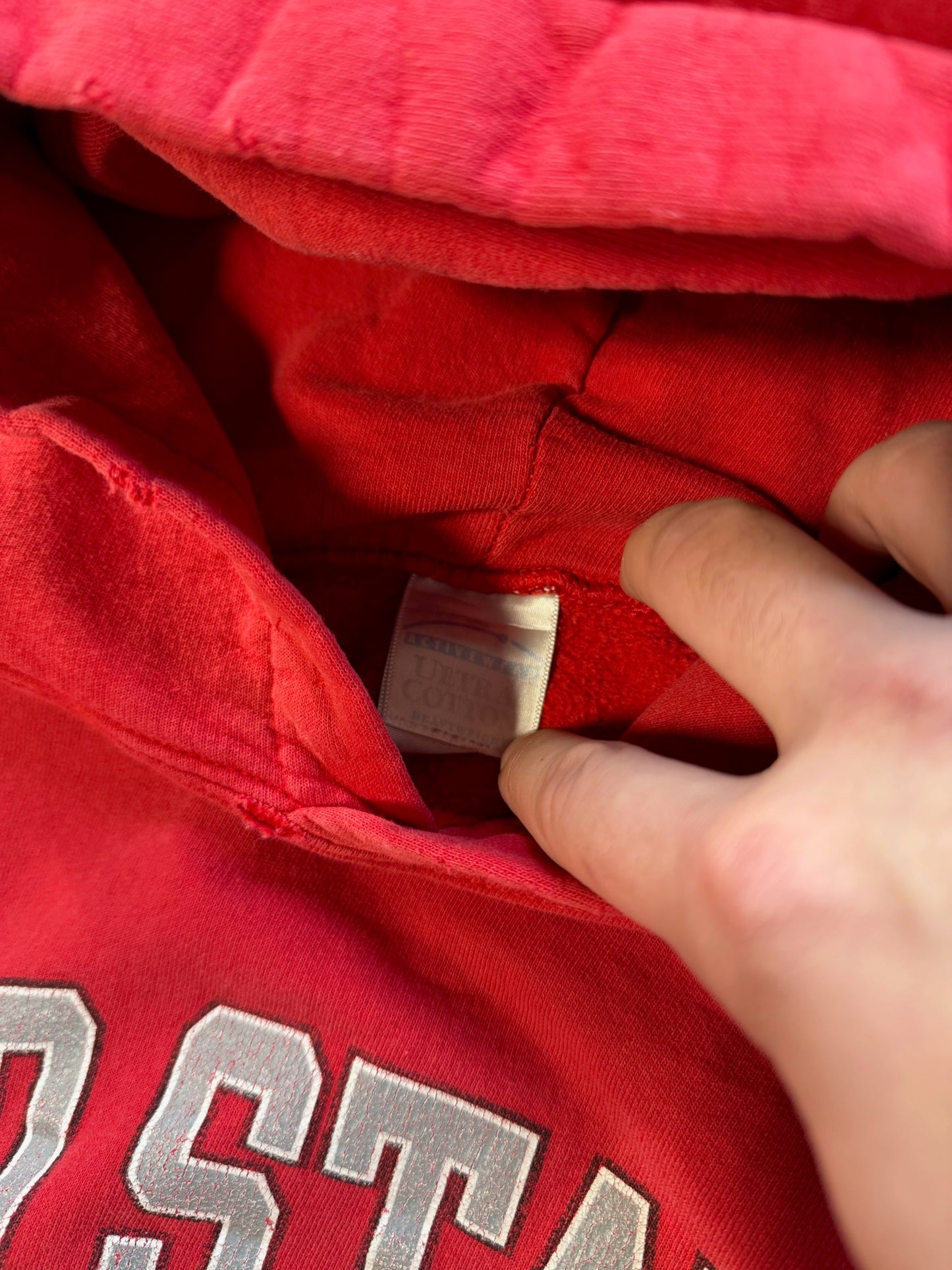 (XL) 00s Ohio State Buckeyes Distressed Hoodie Red