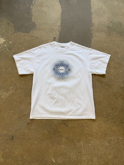 (L) Vintage 2000s Nike Spiral Logo T-Shirt