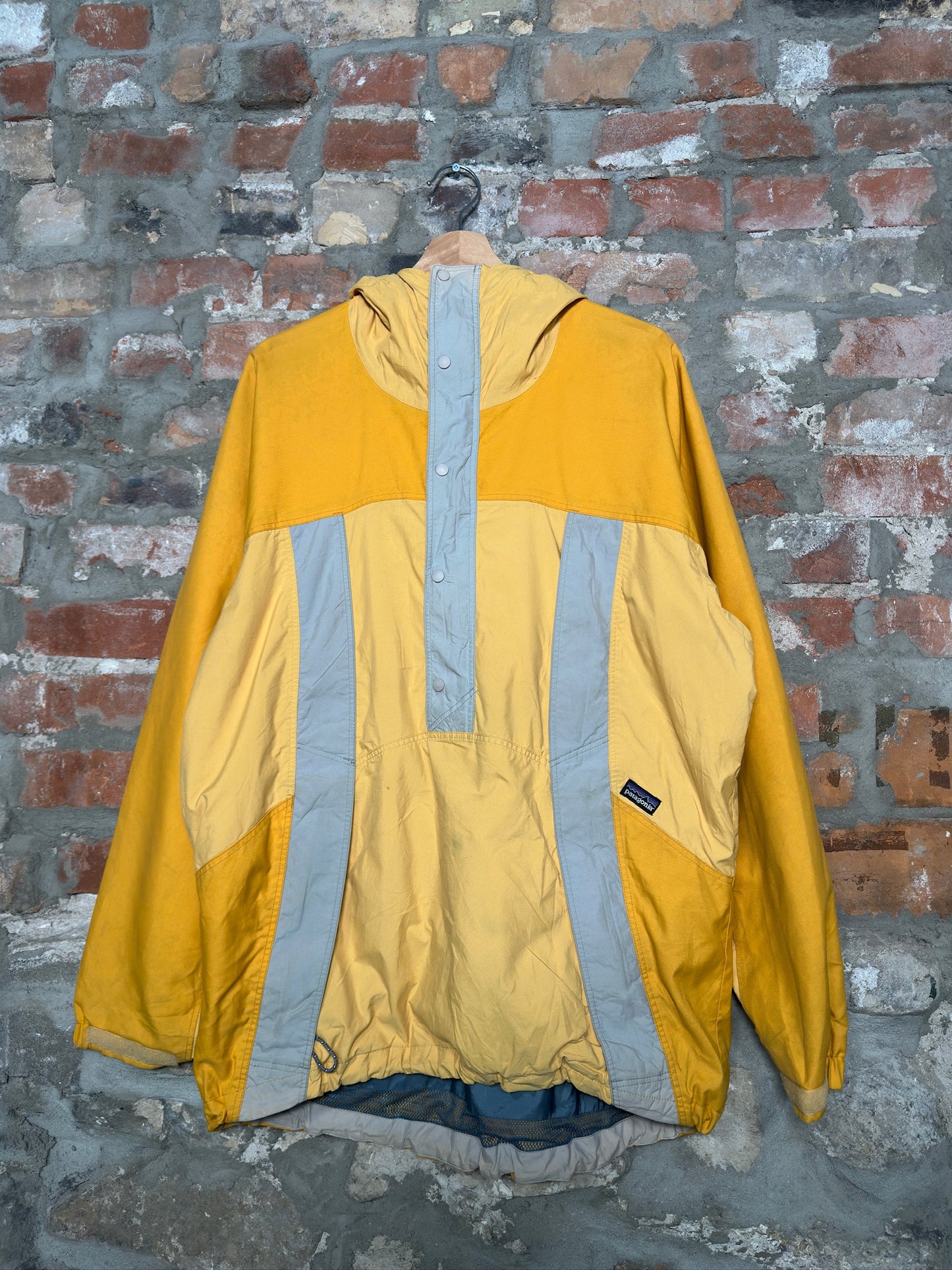 (M) 90s Patagonia Yellow Windbreaker