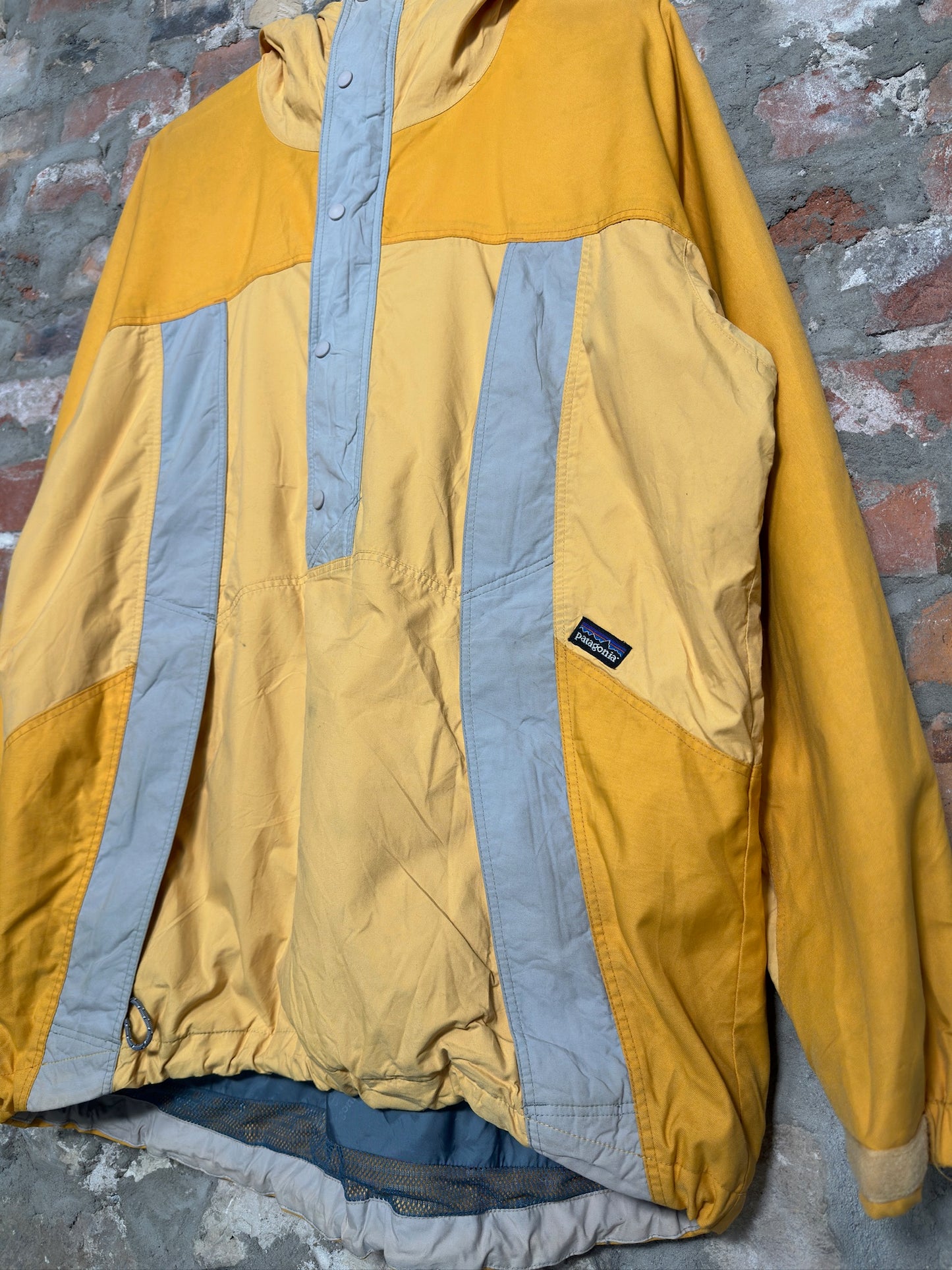 (M) 90s Patagonia Yellow Windbreaker