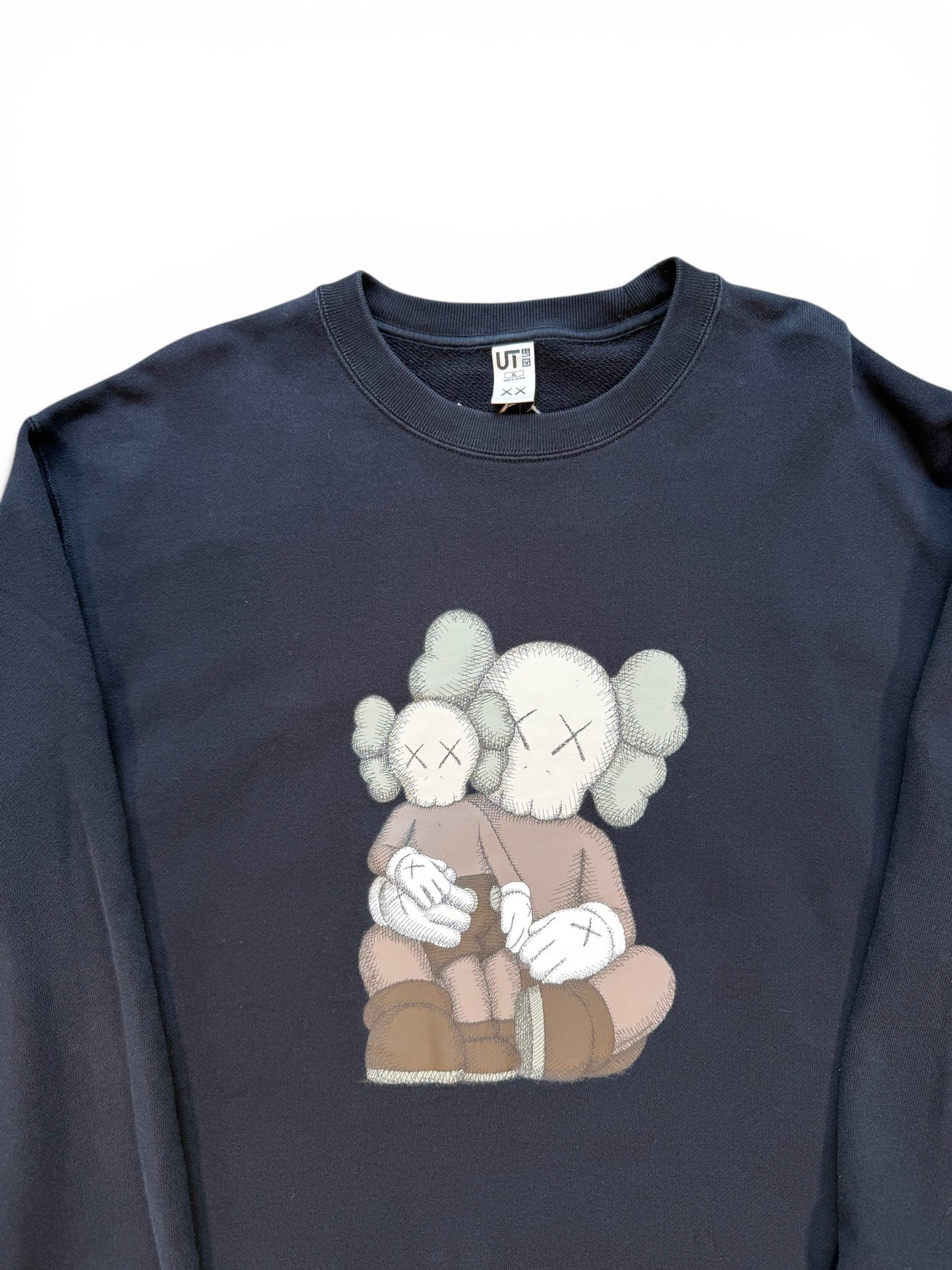 (XL) Kaws x UNIQLO Black Crewneck