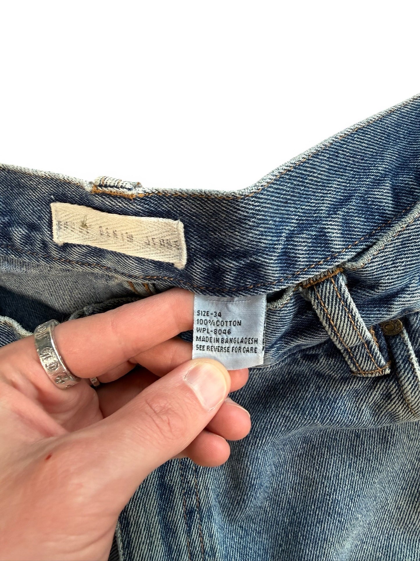 (34W) Vintage Badge Carpenter Jorts