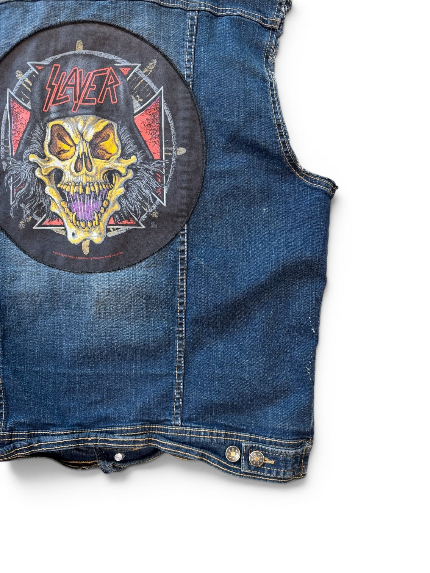 (L) Vintage Slayer Patch Denim Vest