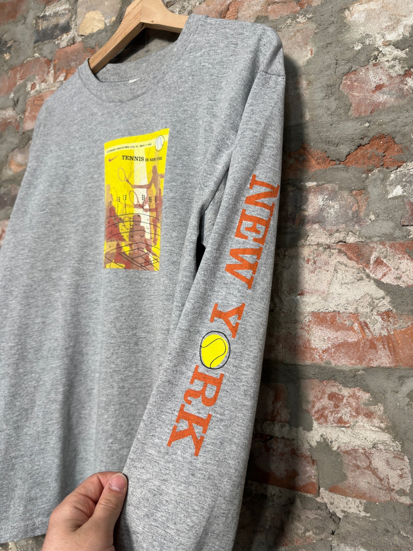 (M) 00s Nike Tennis In New York Longsleeve Shirt