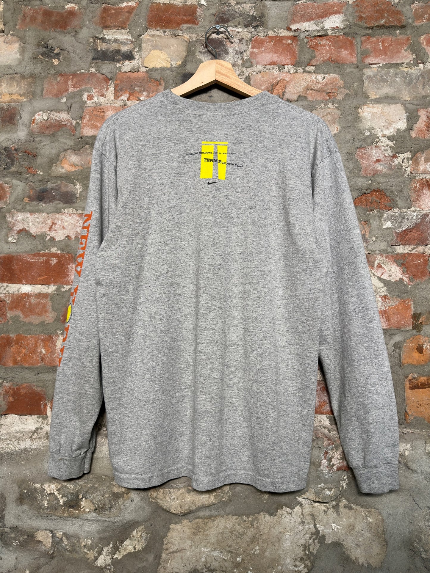 (M) 00s Nike Tennis In New York Longsleeve Shirt
