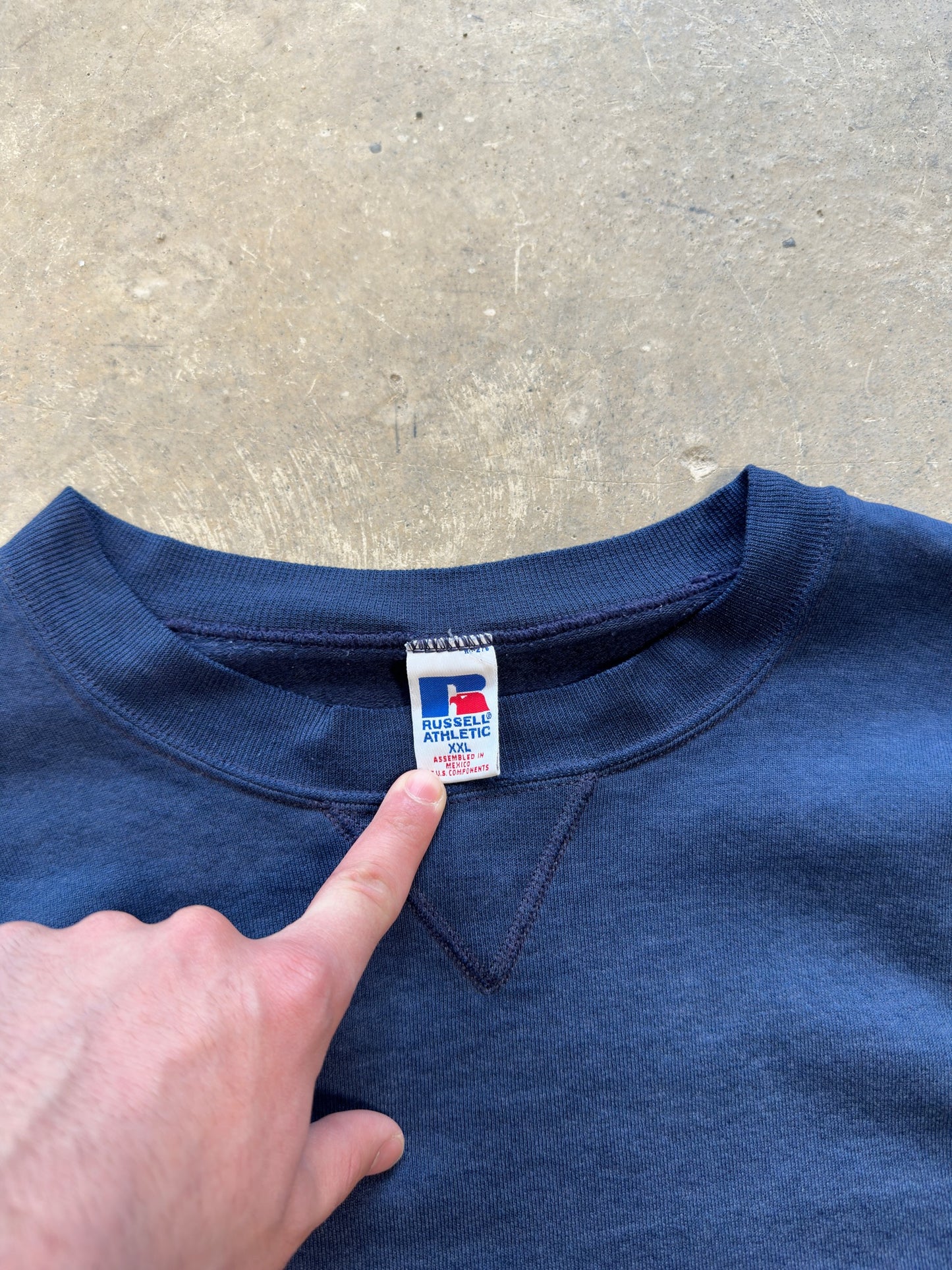 (XXL) Vtg Russell Athletics Navy Crewneck