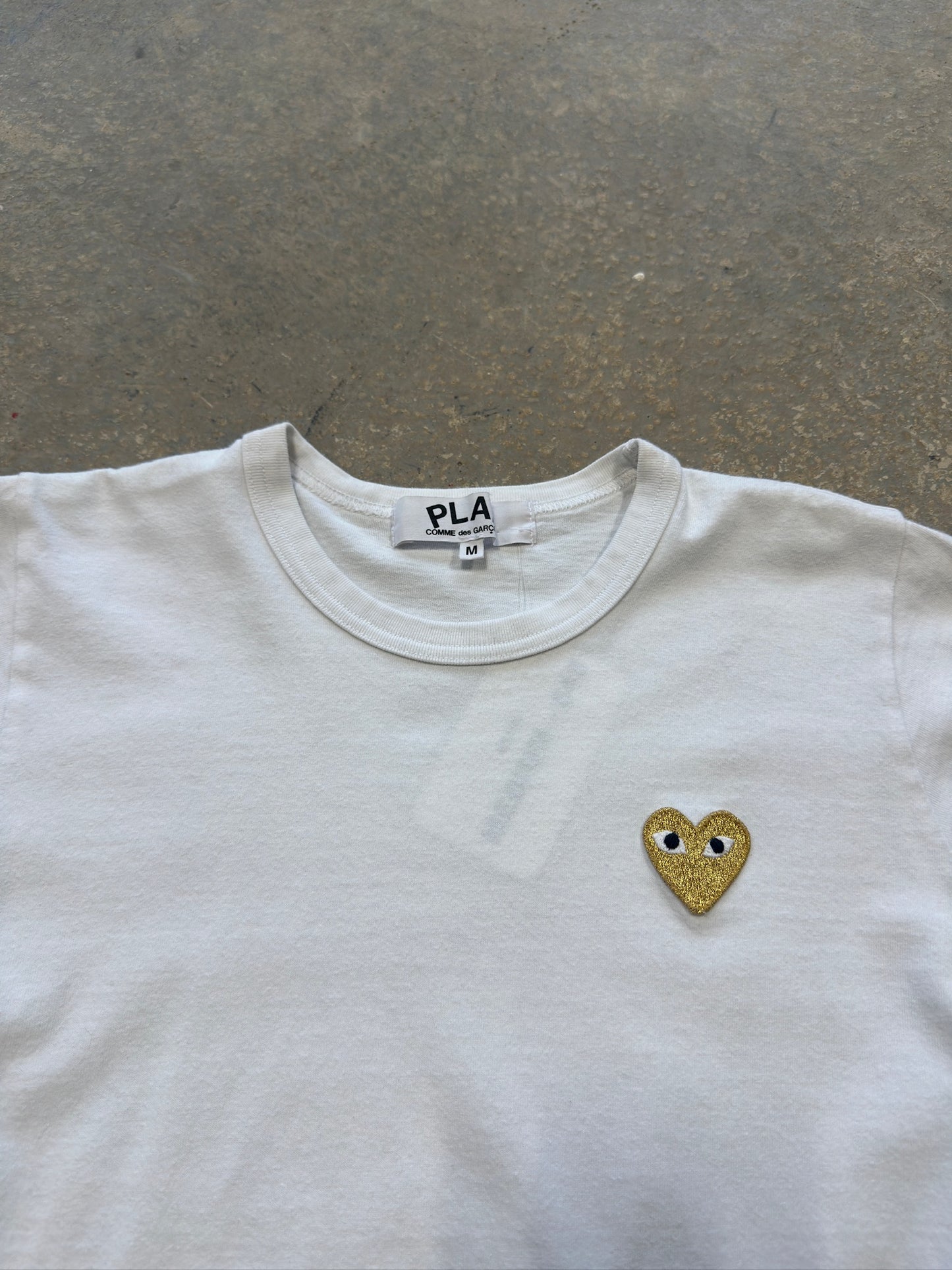 (M) Women's CDG Yellow Heart White Tee