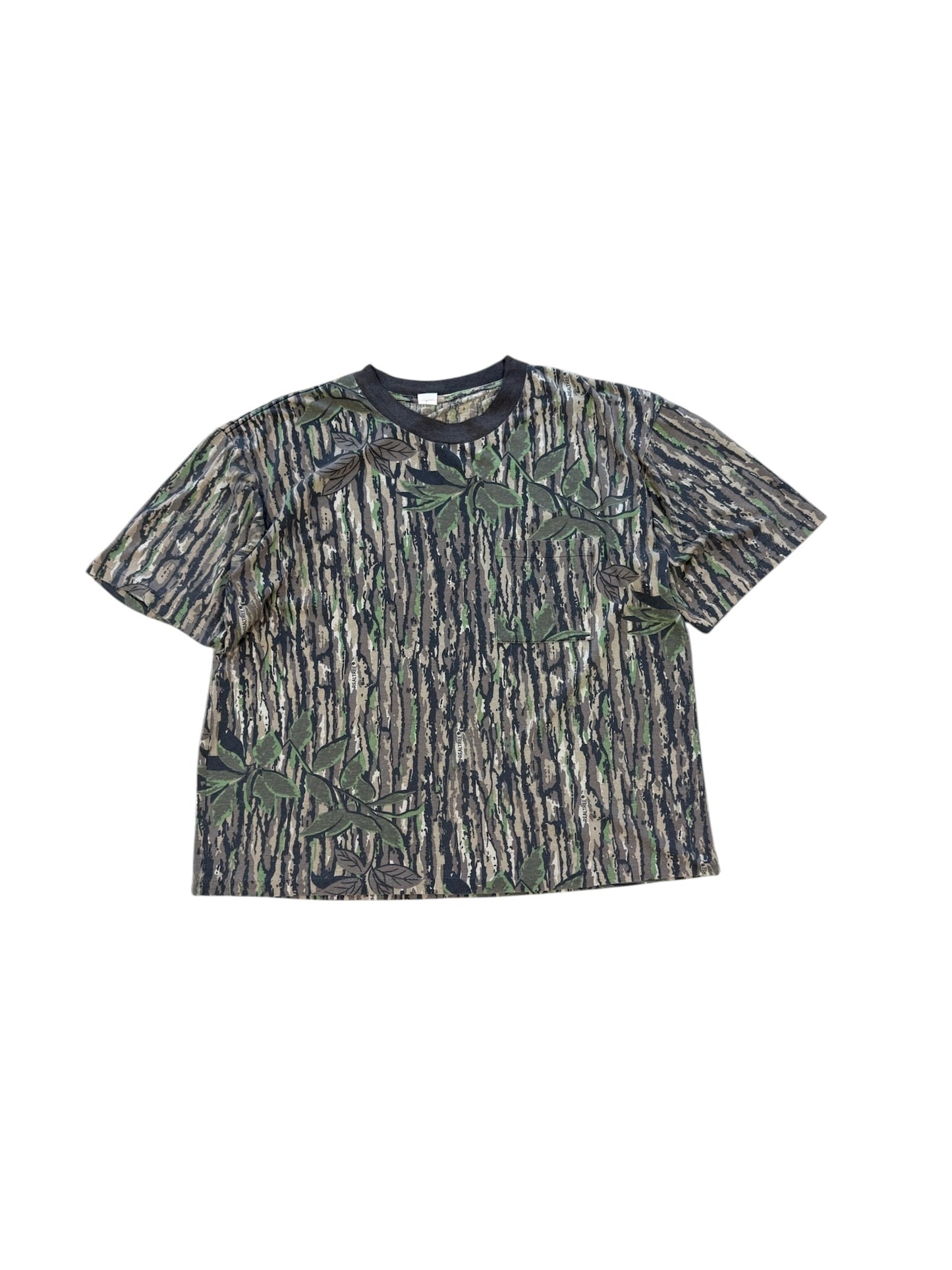(XXL) 90s Real Tree Bark Camo Pocket Tee