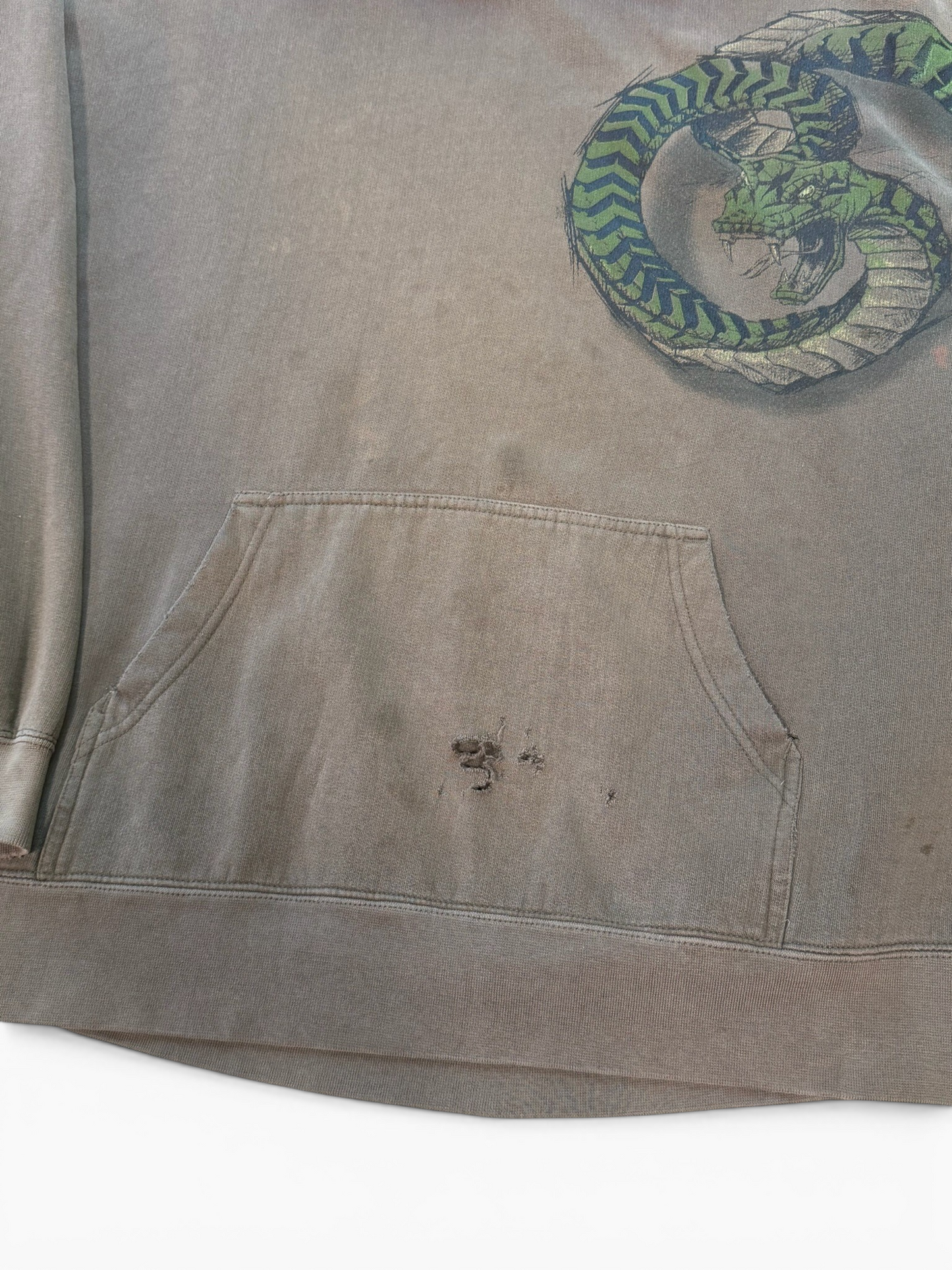 (XXL) Vintage Y2K Snake Graphic Thrashed Hoodie