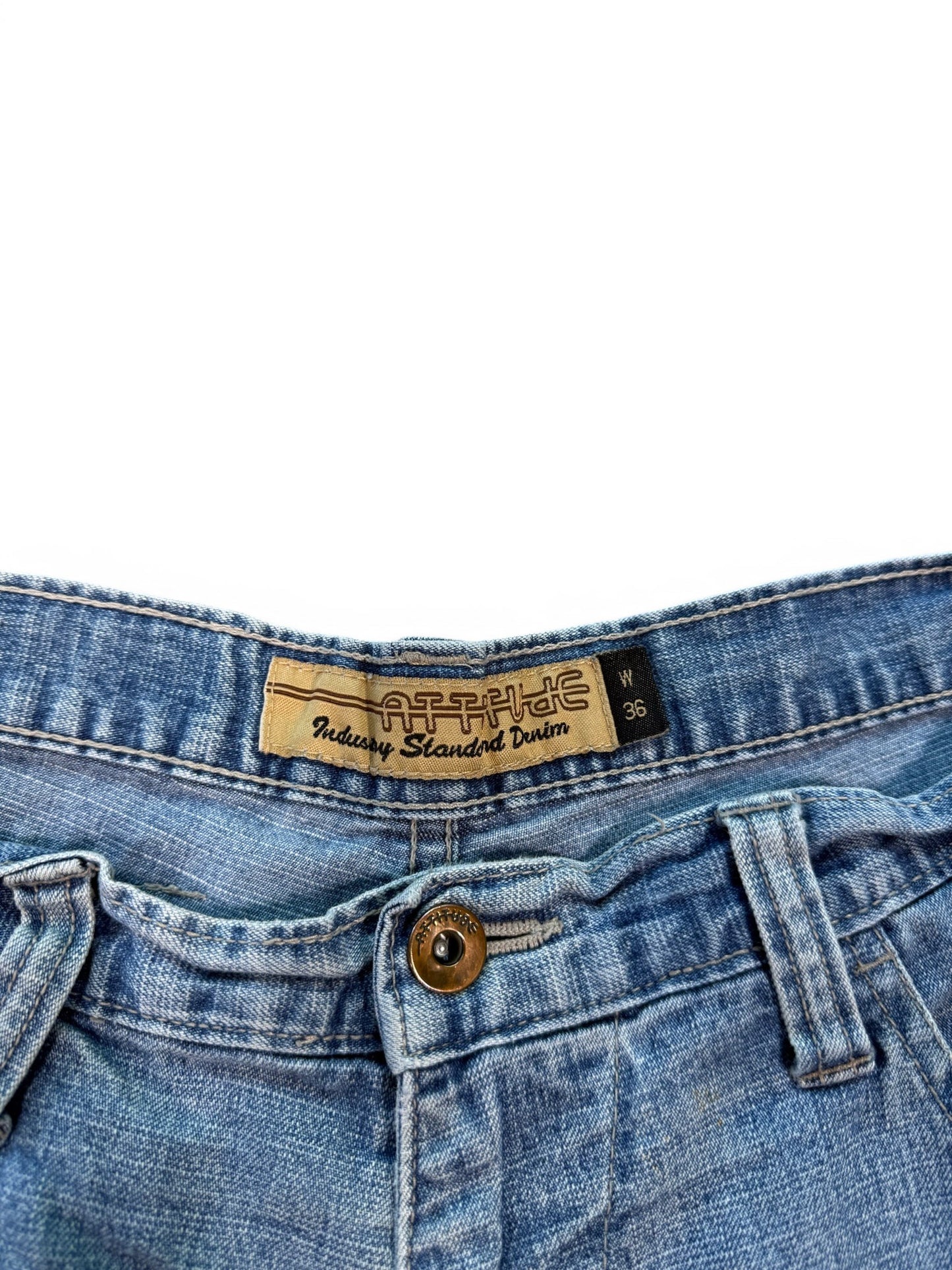 (36W) Y2K Attitude Jorts