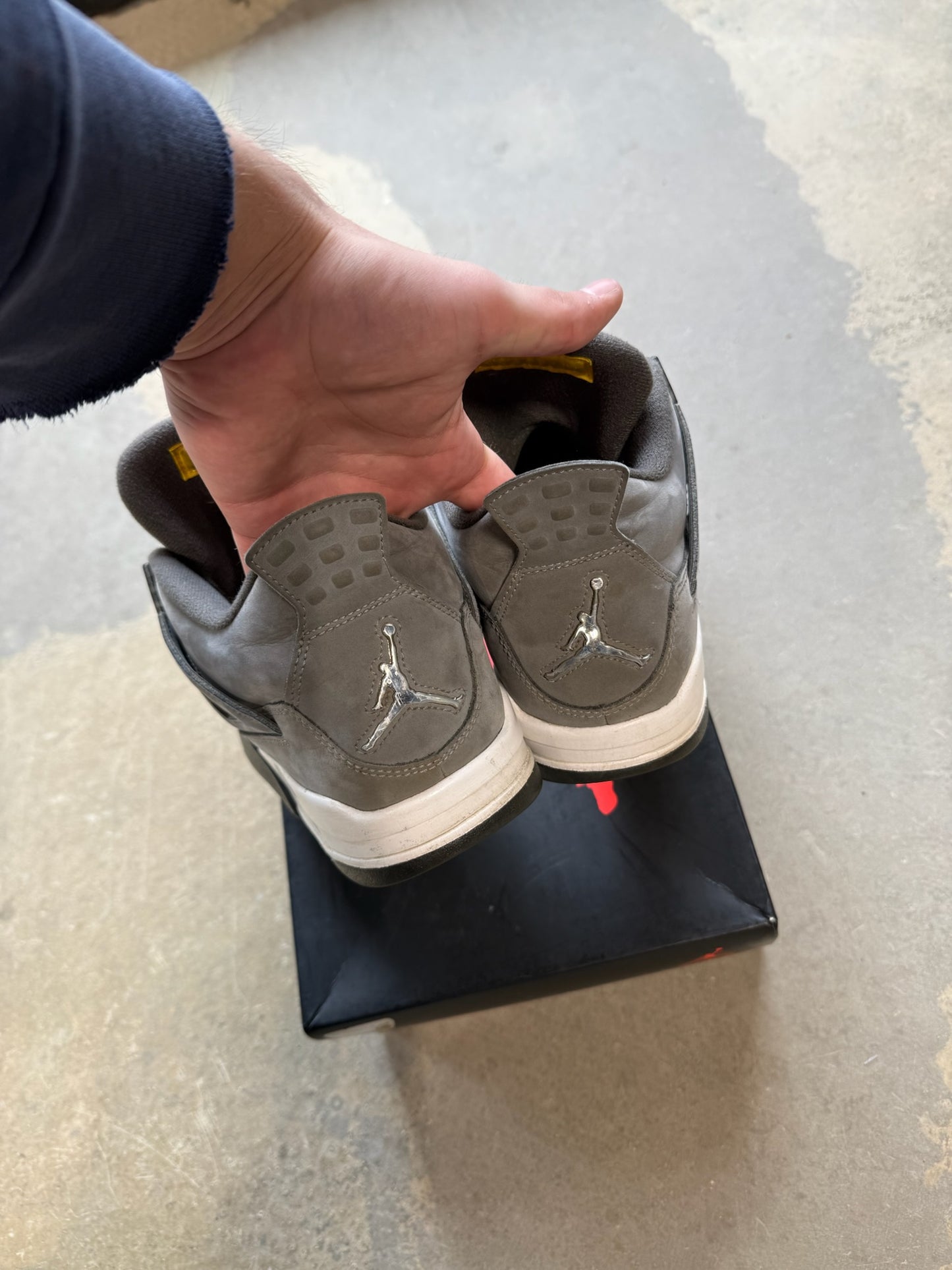 (10M) Jordan 4 Cool Grey (2019)