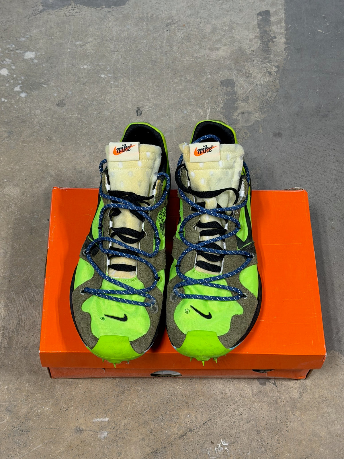 (11) Nike Zoom Off White Terra Kiger