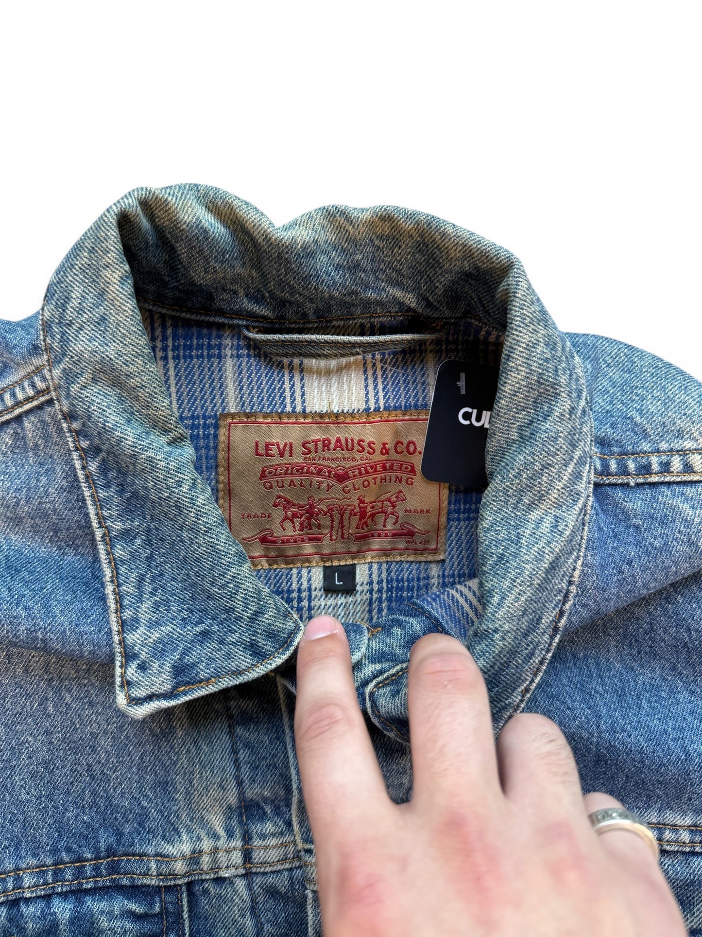 (L) Vintage 90s Levi's Blanket-Lined Denim Jacket