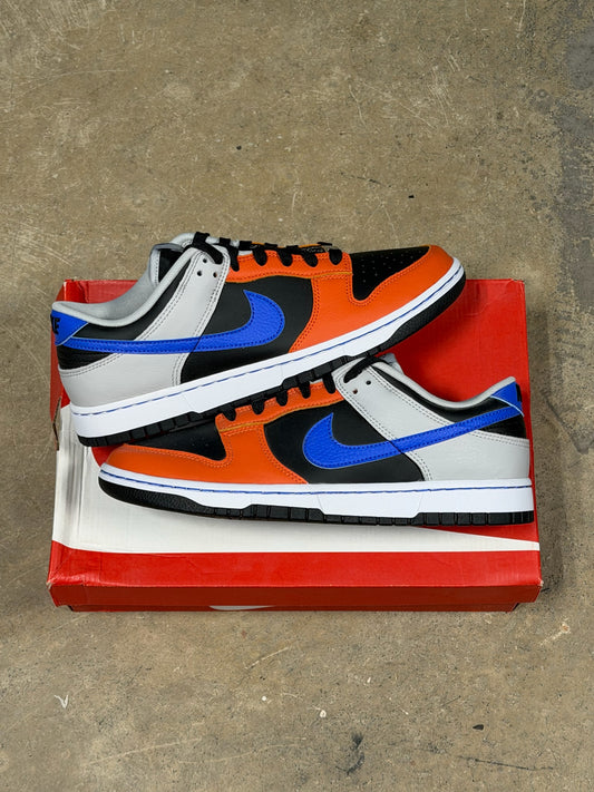 (9.5) Dunk Low 75th EMB Knicks