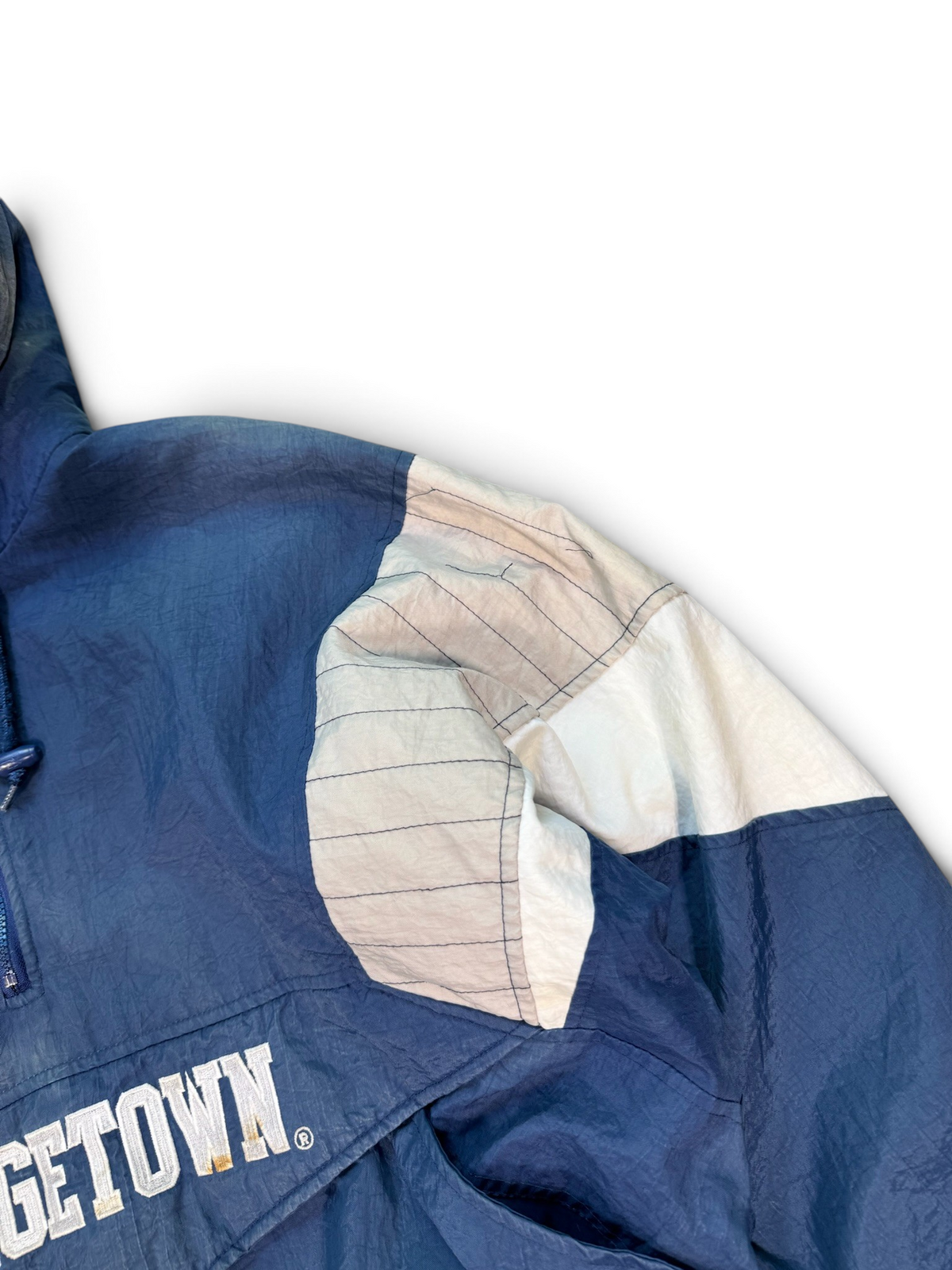 (L) Vintage 90s Georgetown Hoyas Hooded Starter Jacket