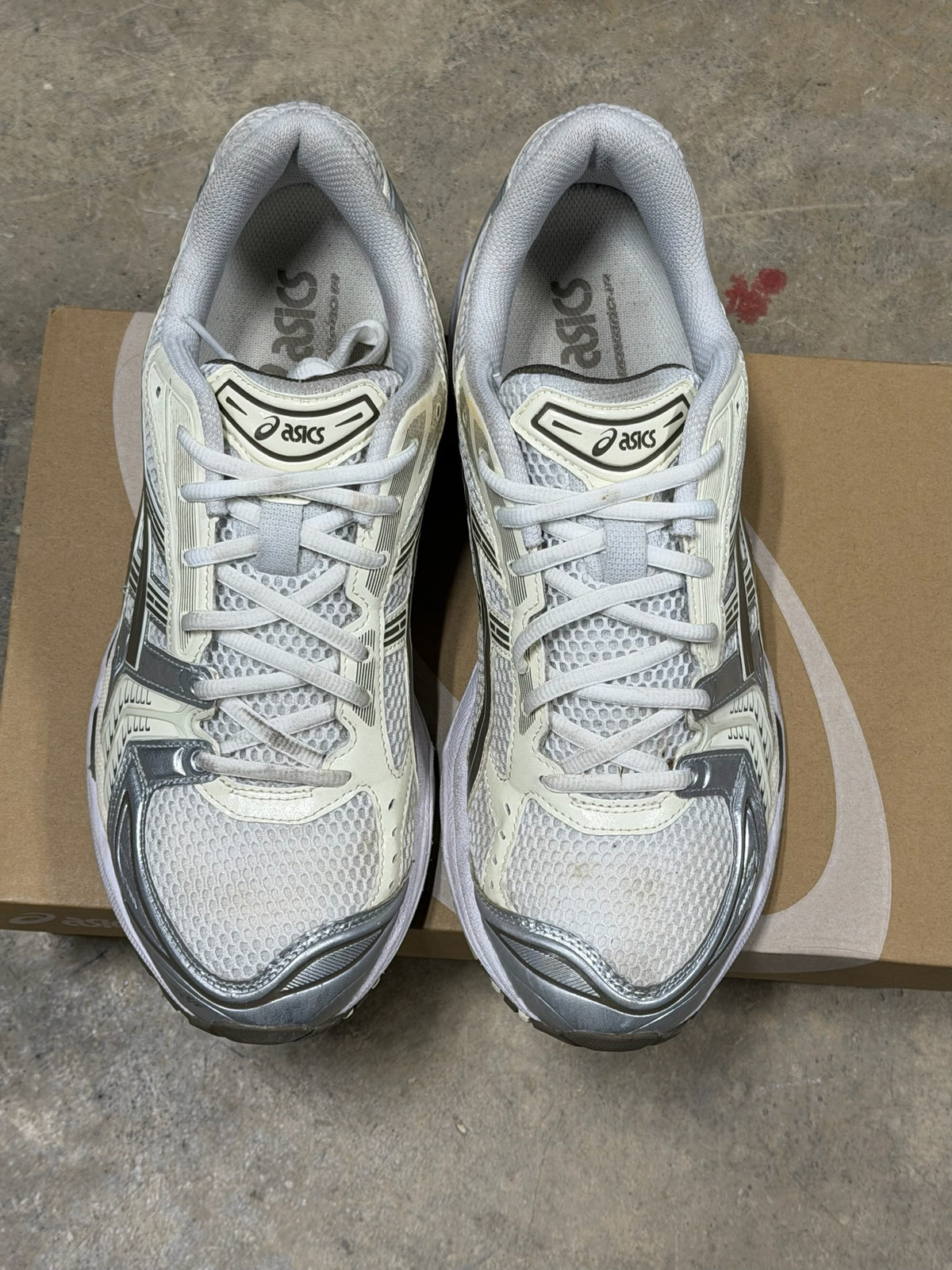 (10.5) Asics Gel Keayano White