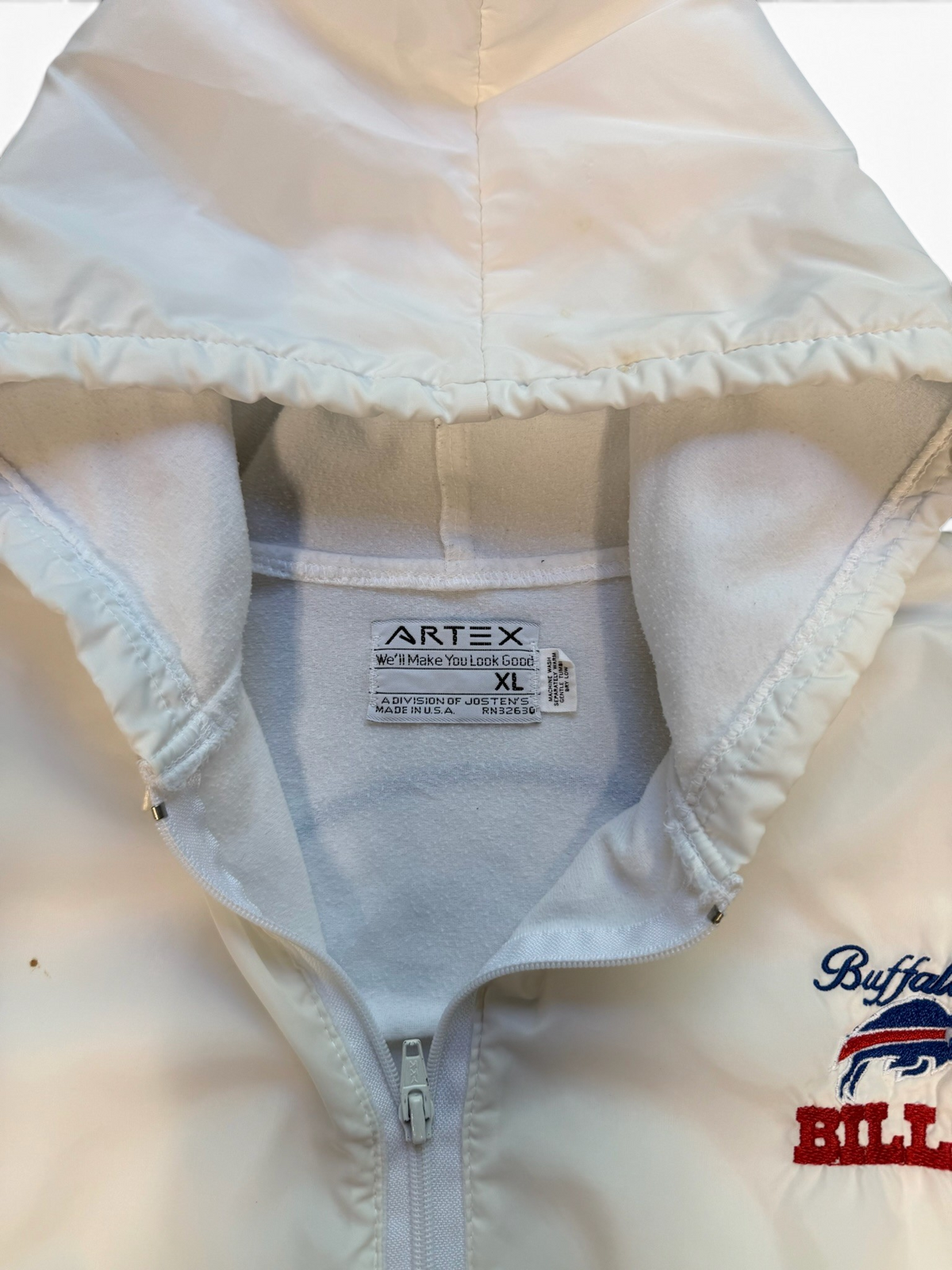 (XL) Vintage Early 90s Buffalo Bills White Hooded Light Jacket