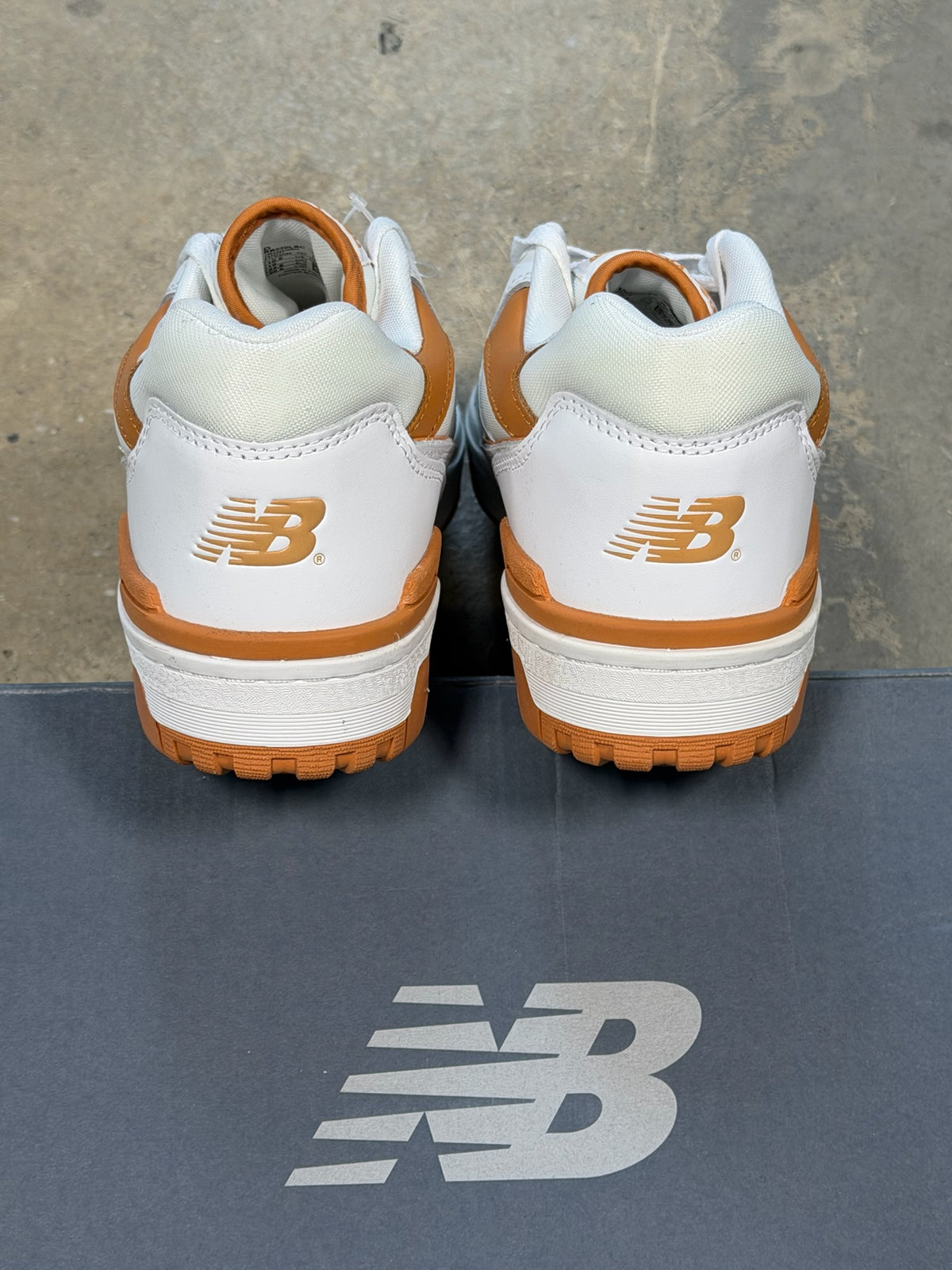 (10.5) New Balance 550 Burnt Orange