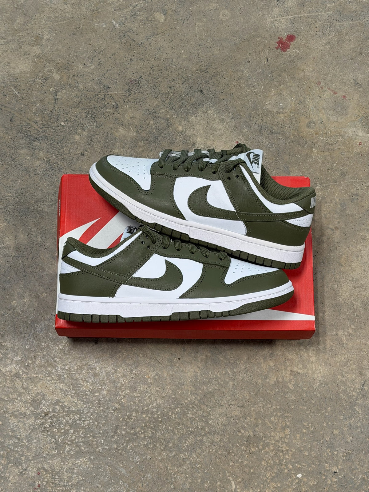 (5.5M) Dunk Low Medium Olive