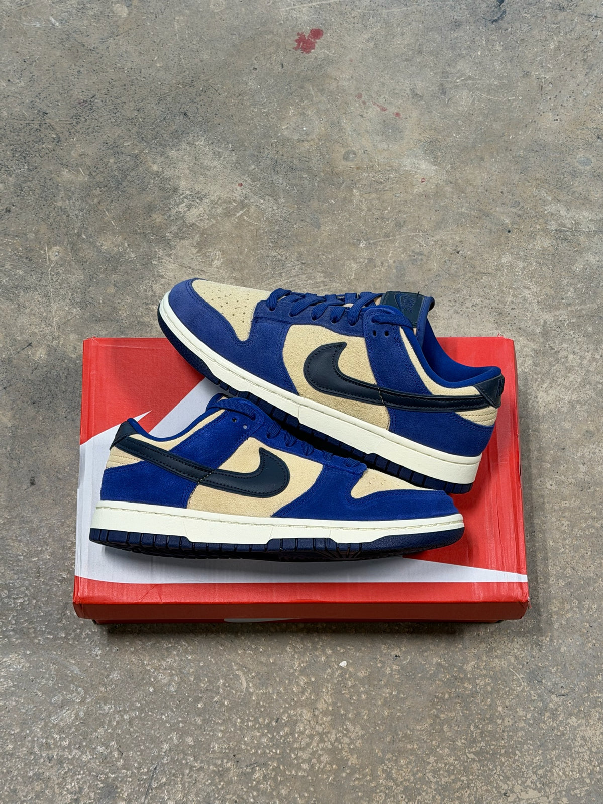 Dunk Low LX Blue Suede