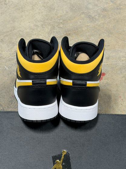 (5.5) Jordan 1 Mid Pollen GS