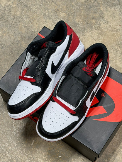 (6.5) Jordan 1 Low Black Toe