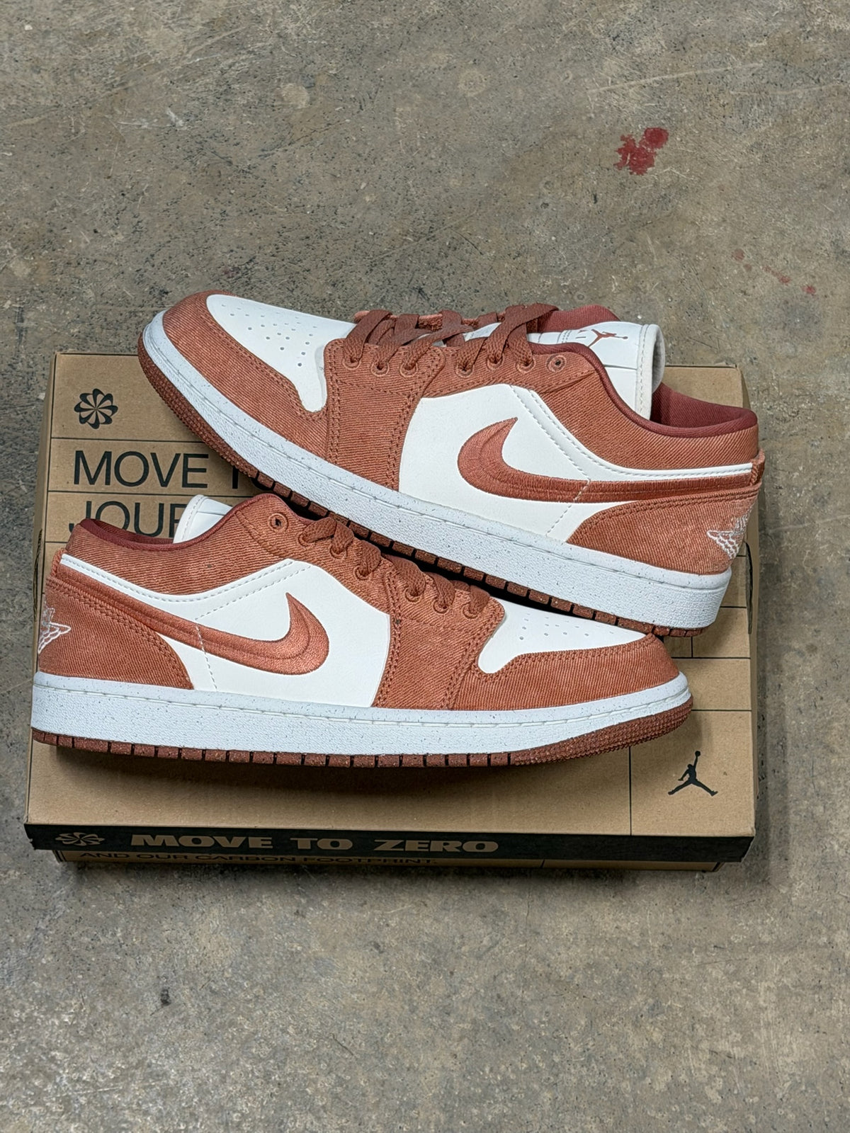 (8W) Jordan 1 Low SE Sky Orange