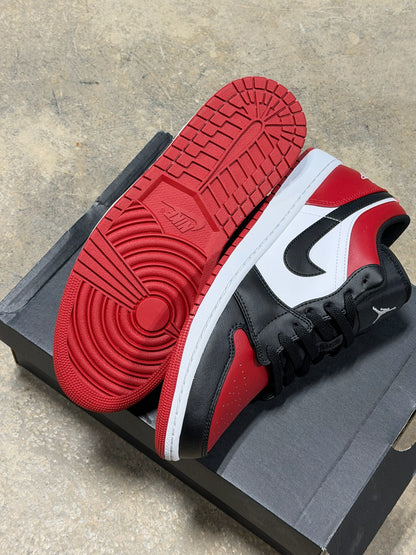 (11) Jordan 1 Low Bred Toe