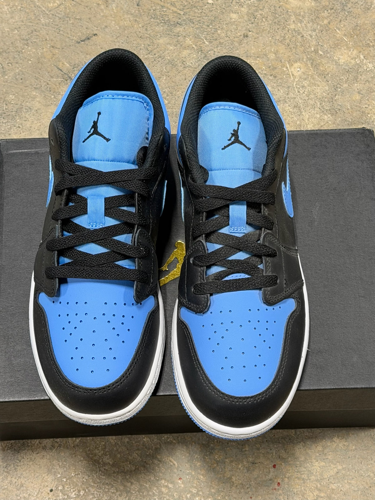 Jordan 1 Low University Blue