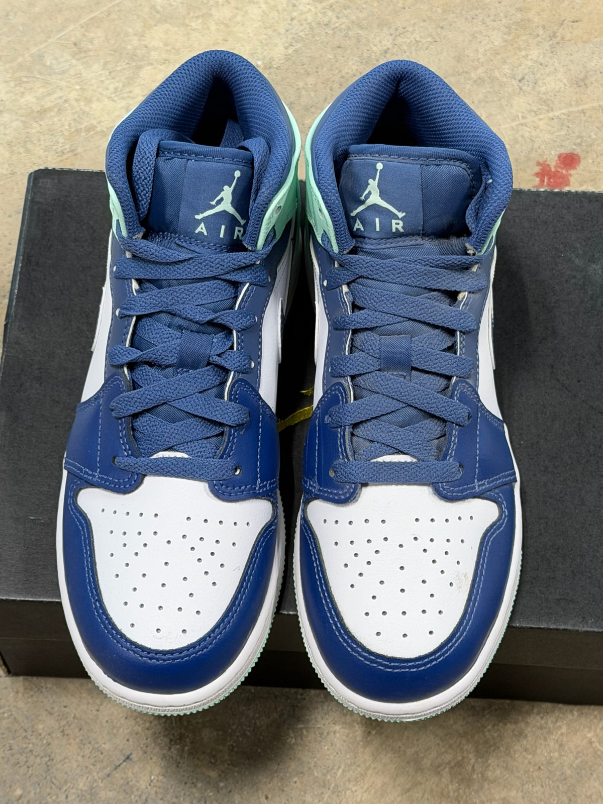 Jordan 1 Mid Mystic Navy Mint Foam
