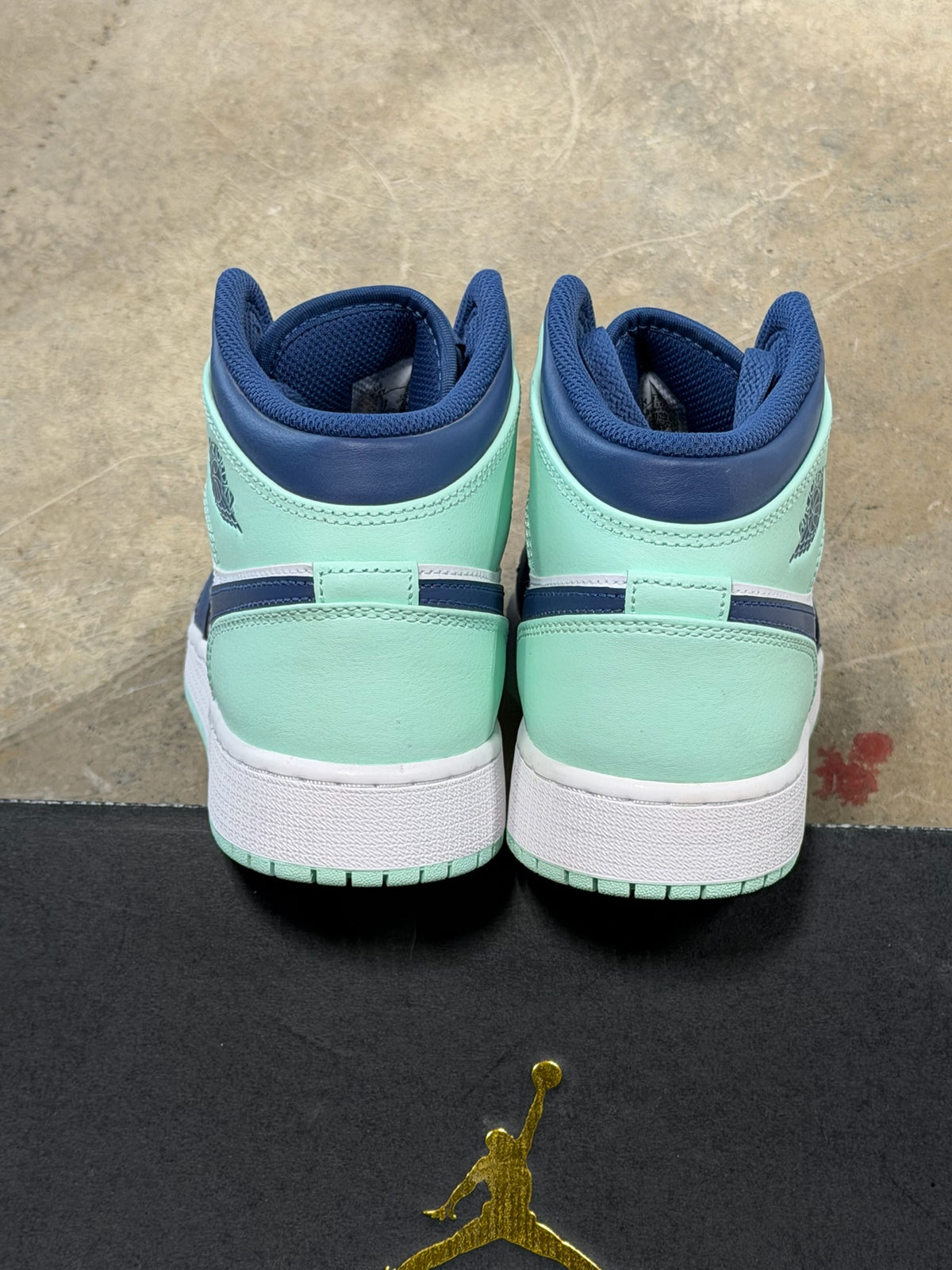 Jordan 1 Mid Mystic Navy Mint Foam