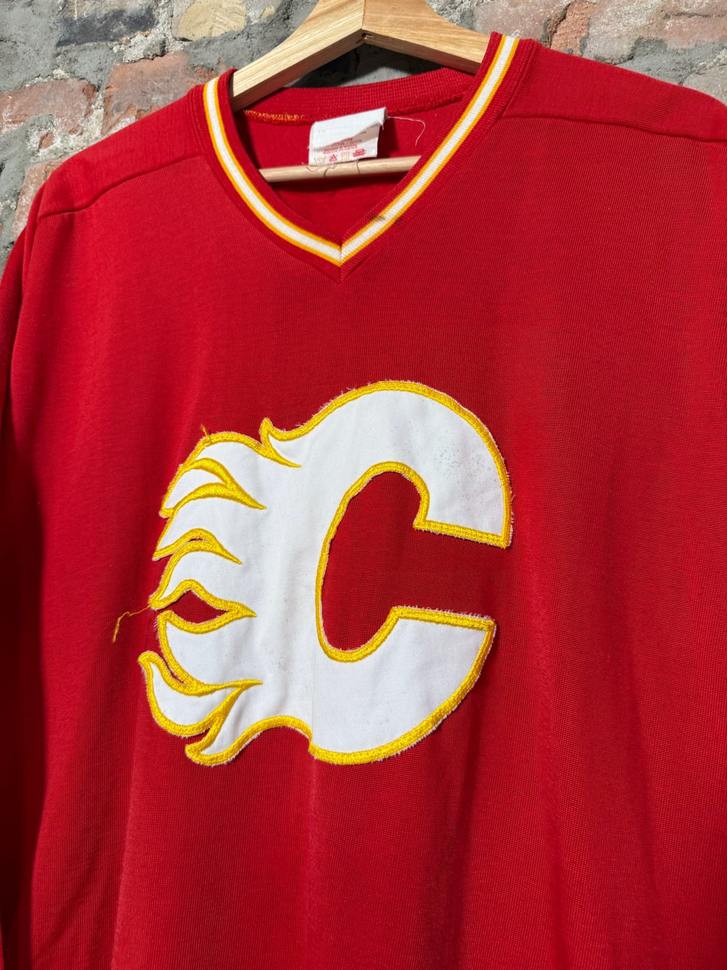 (L) 80s Calgary Flames Long Sleeve Shirt