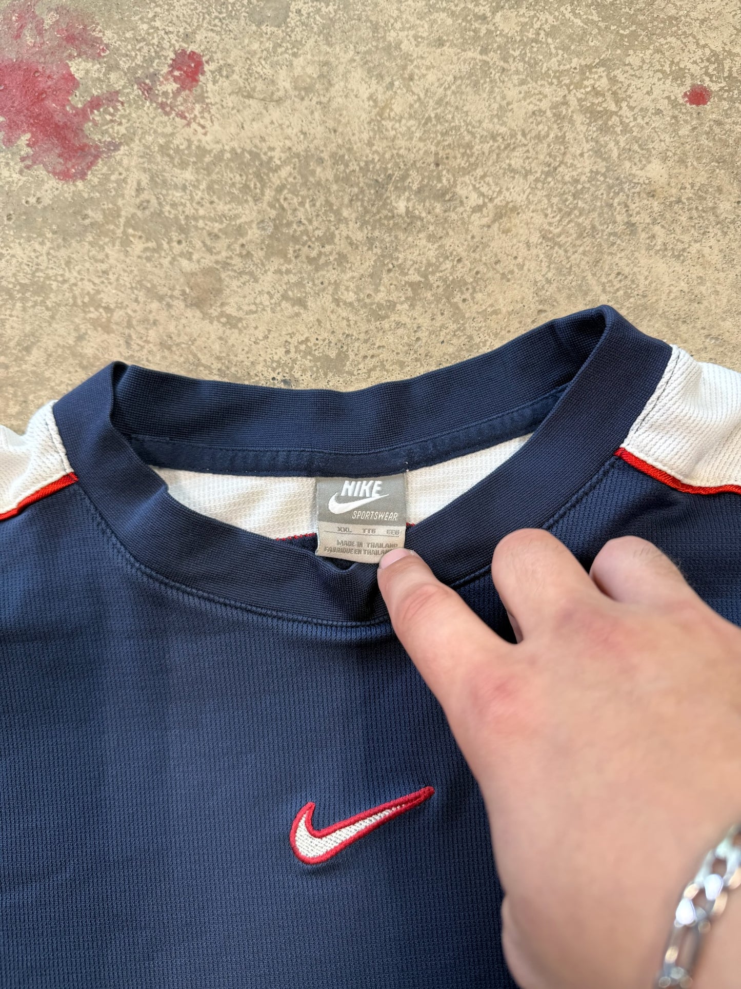 (XL) Vintage 00s Nike Sportswear Tee