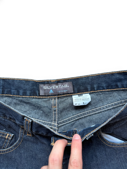 (30W) Levi Silvertab Jorts