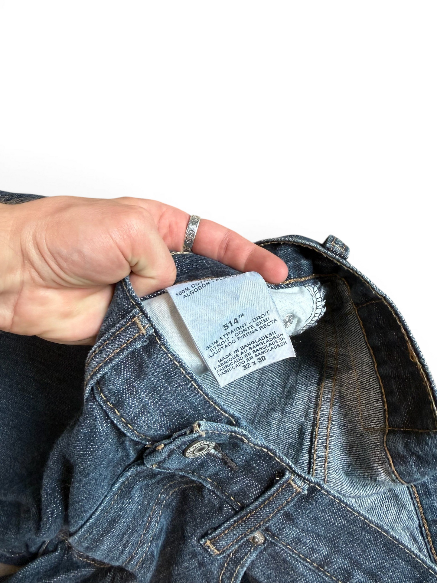 (32W) Levi 514 Dark Wash Jorts