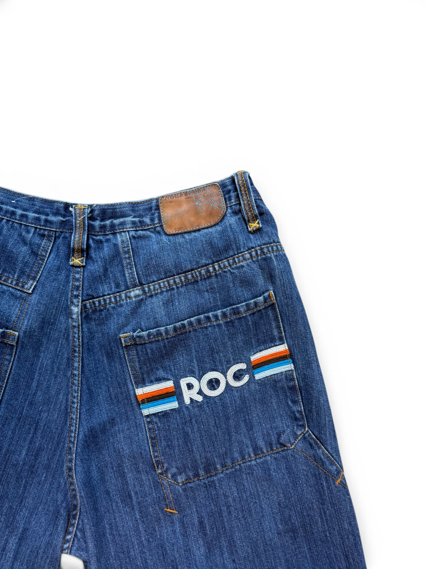 (36W) Y2K Rocawear Baggy Jorts