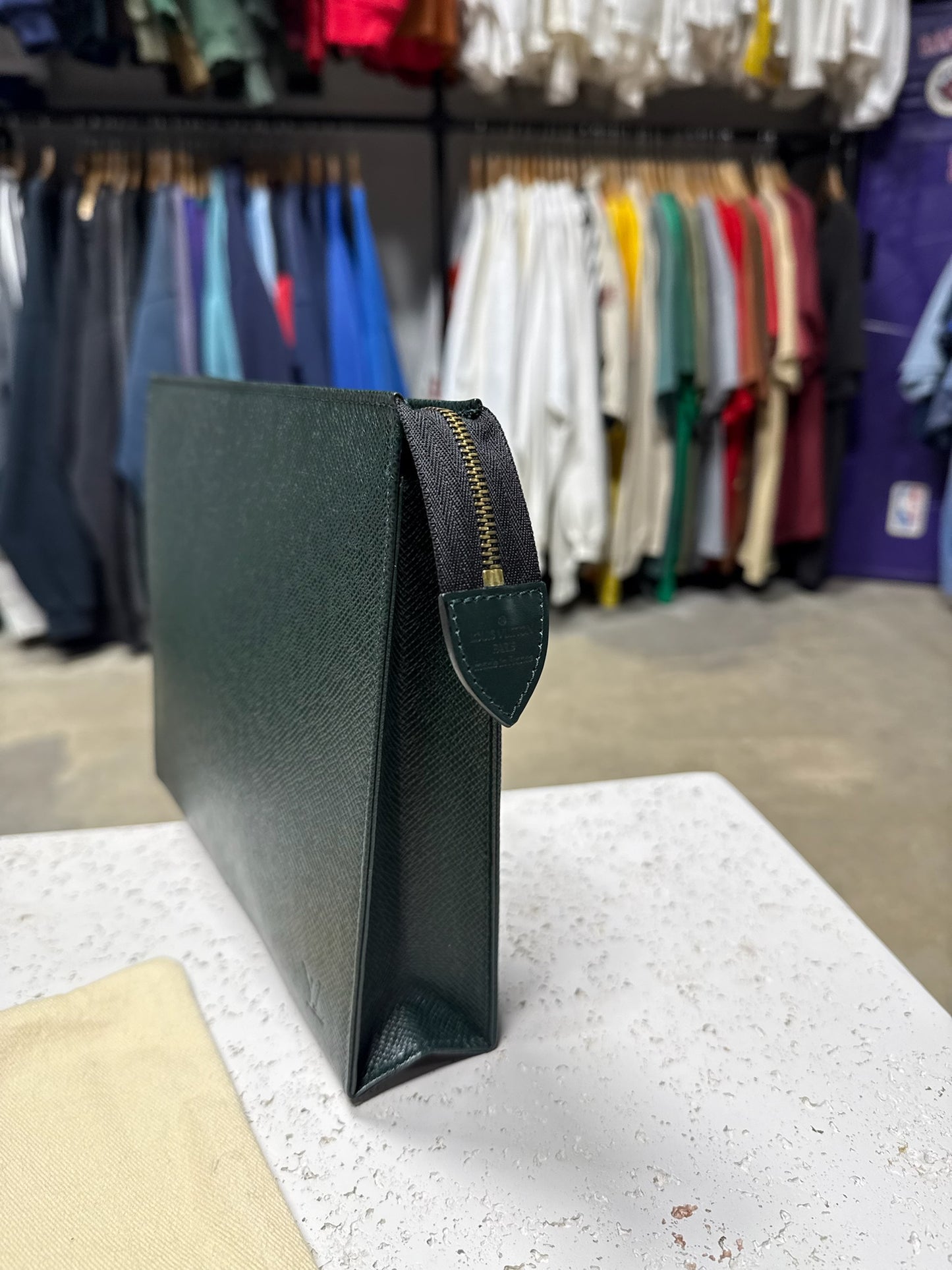 Louis Vuitton Taiga Pochette Homme Bag