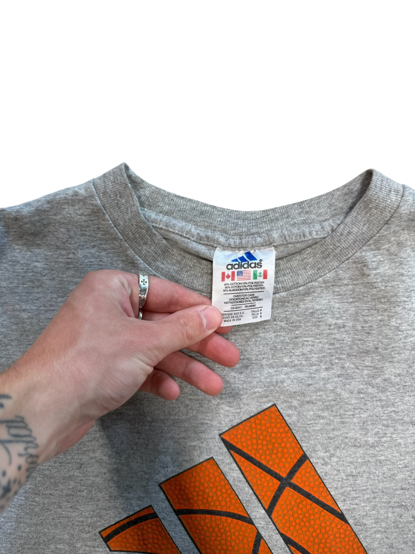 (S) Vintage Adidas Basketball Tee