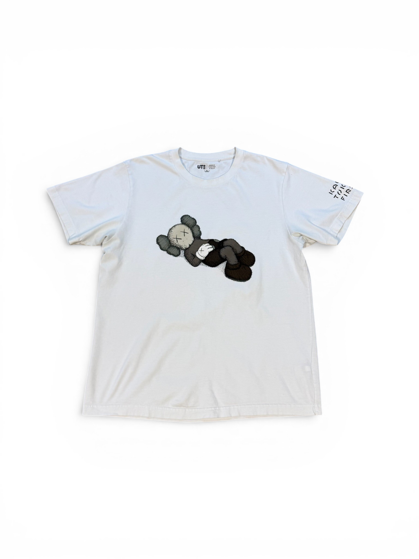 (XL) Kaws x UNIQLO Sleeping Tee