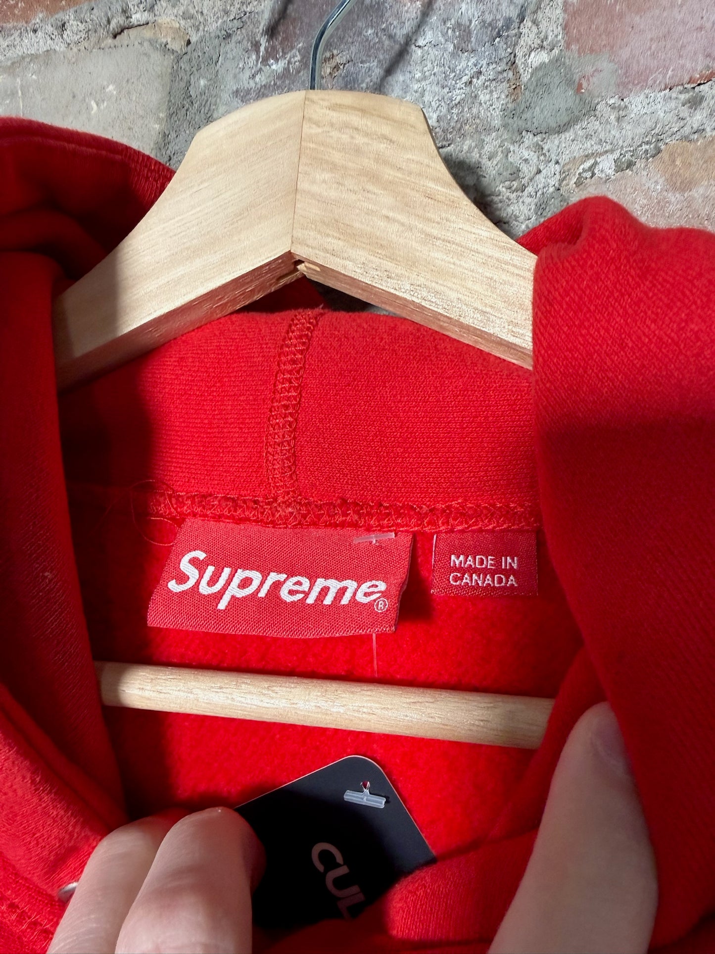 (L) Supreme Purple On Red Box Logo Hoodie FW17